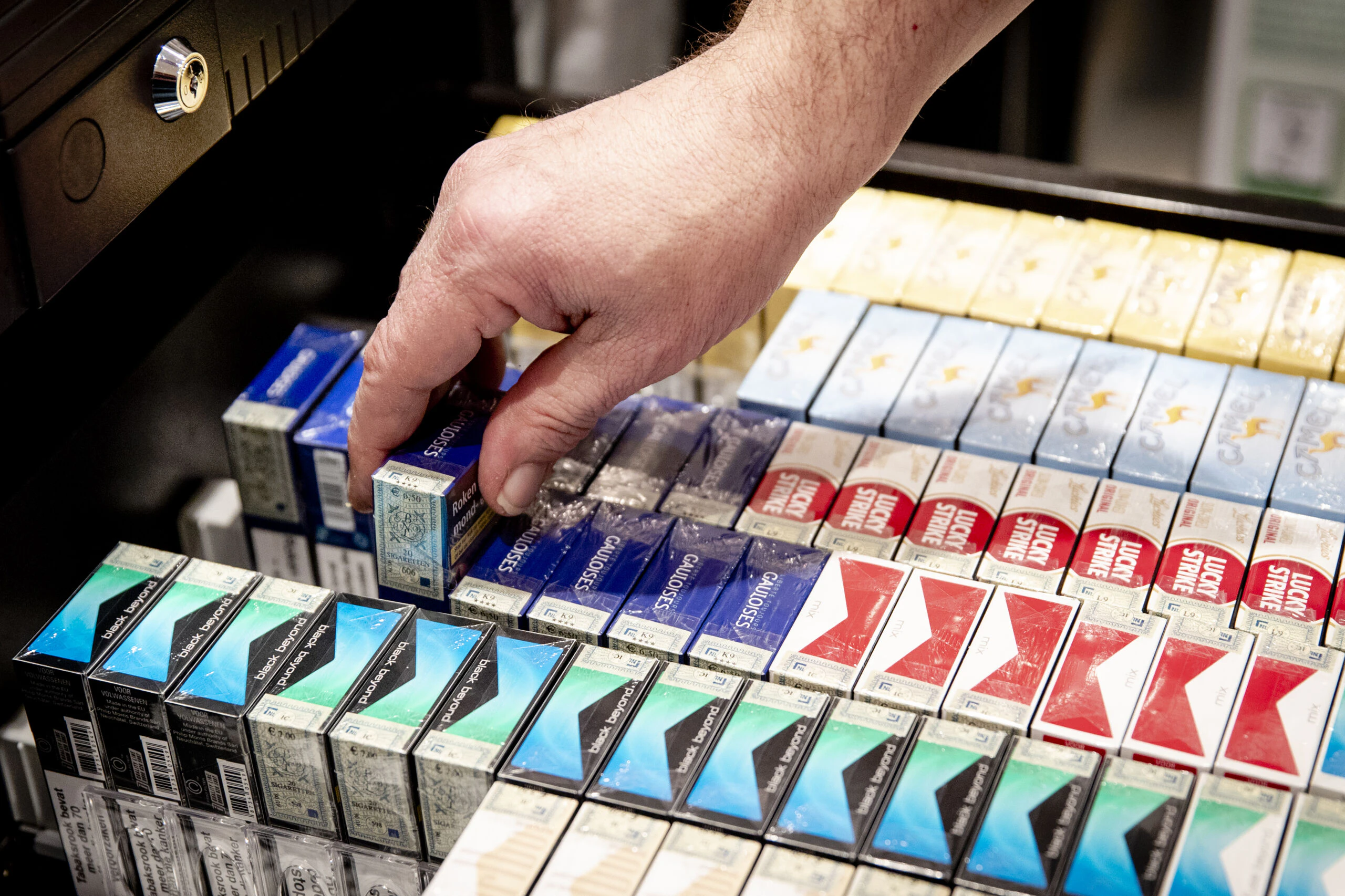 Verkoop sigaretten in supermarkten in 2024 voorbij | BNR Nieuwsradio