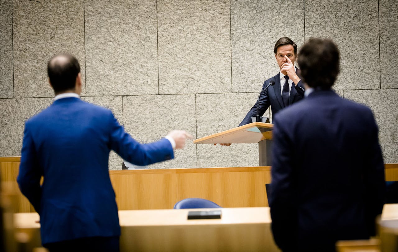 Lodewijk Asscher (PVDA), Premier Mark Rutte en Jesse Klaver (Groenlinks) tijdens het Tweede Kamerdebat over het eindverslag van de informatie.