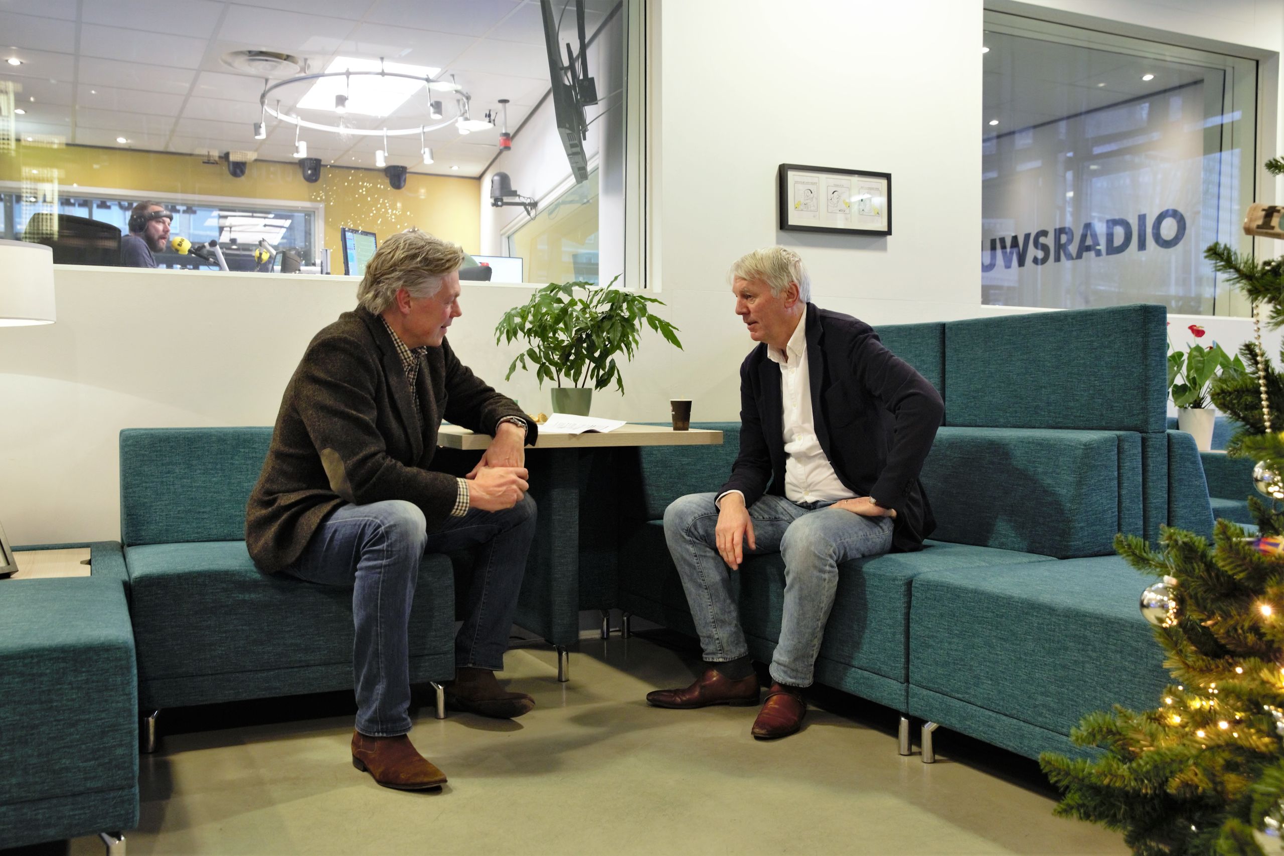 Pieter Schulting in de lobby bij BNR
