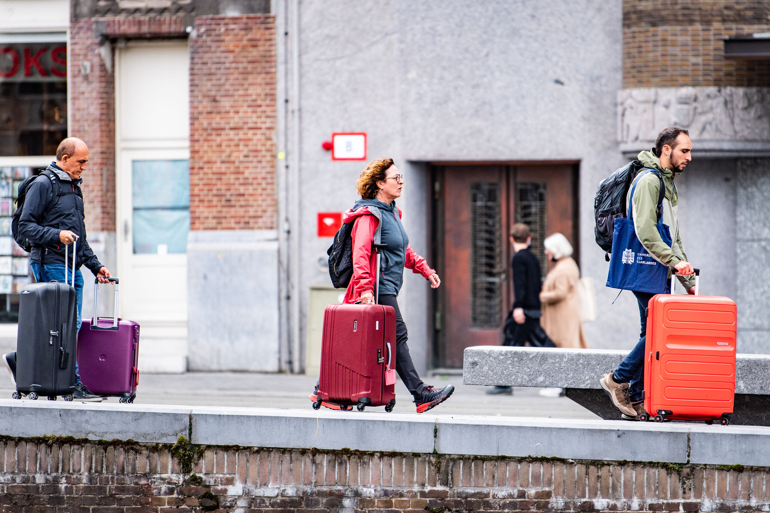 Toeristen in het centrum van Amsterdam