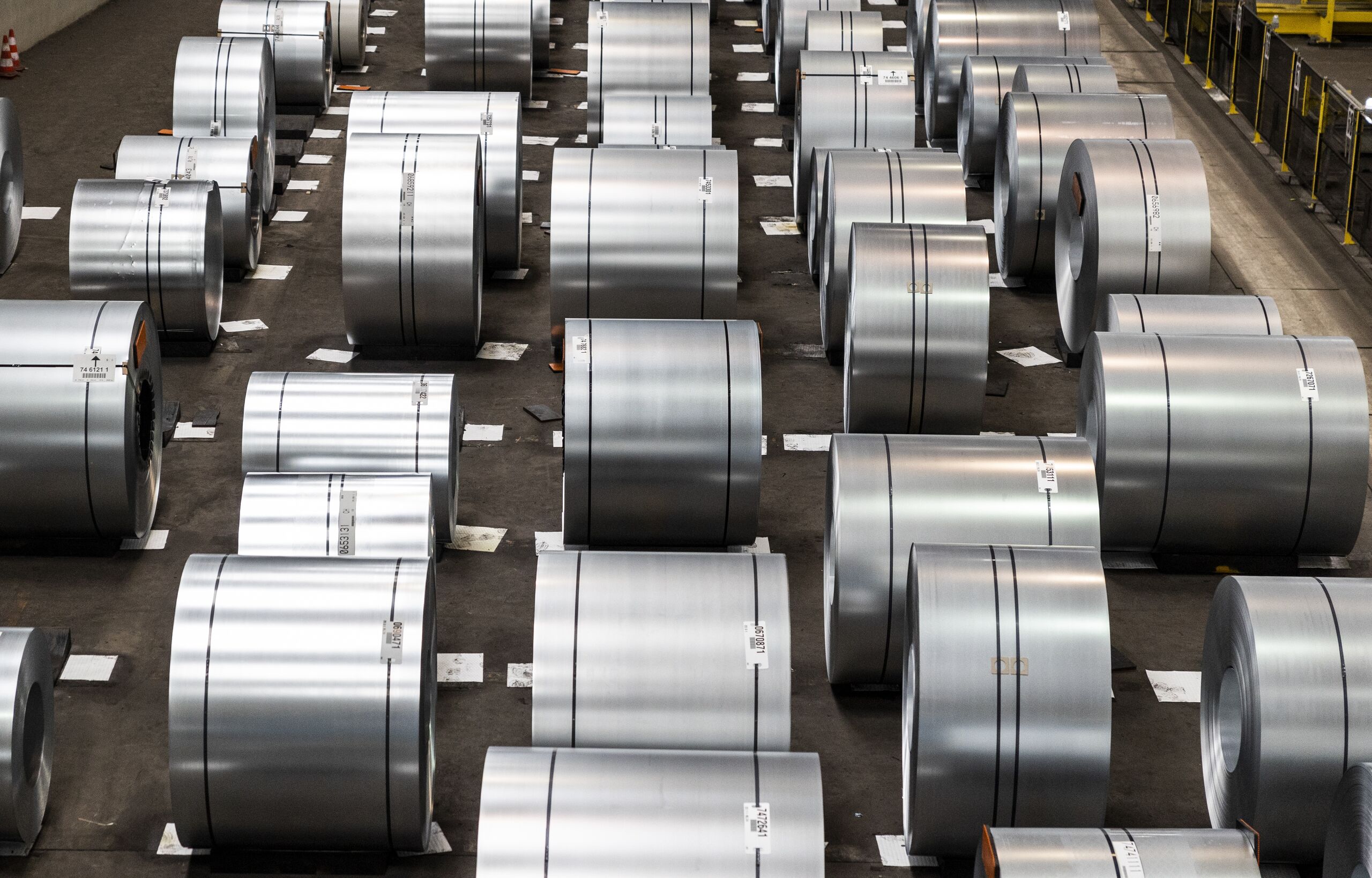 Verzinkte rollen bij Tata Steel Nederland.