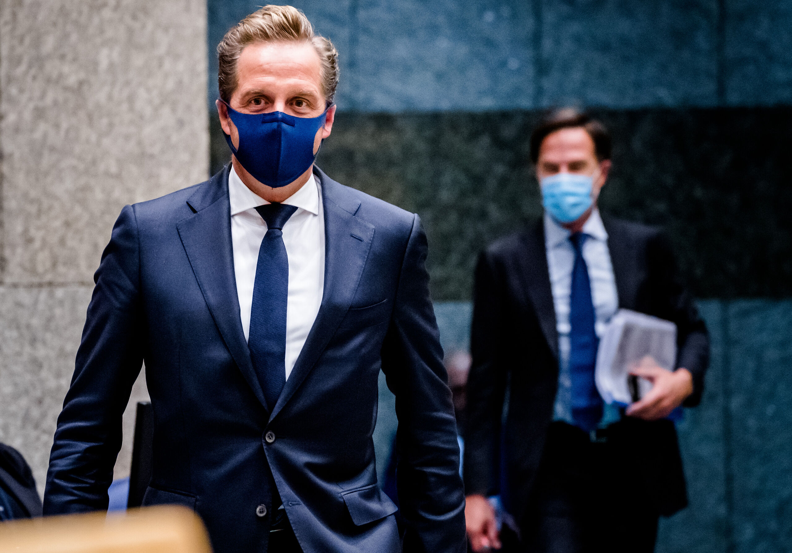 Minister Hugo de Jonge en premier Mark Rutte