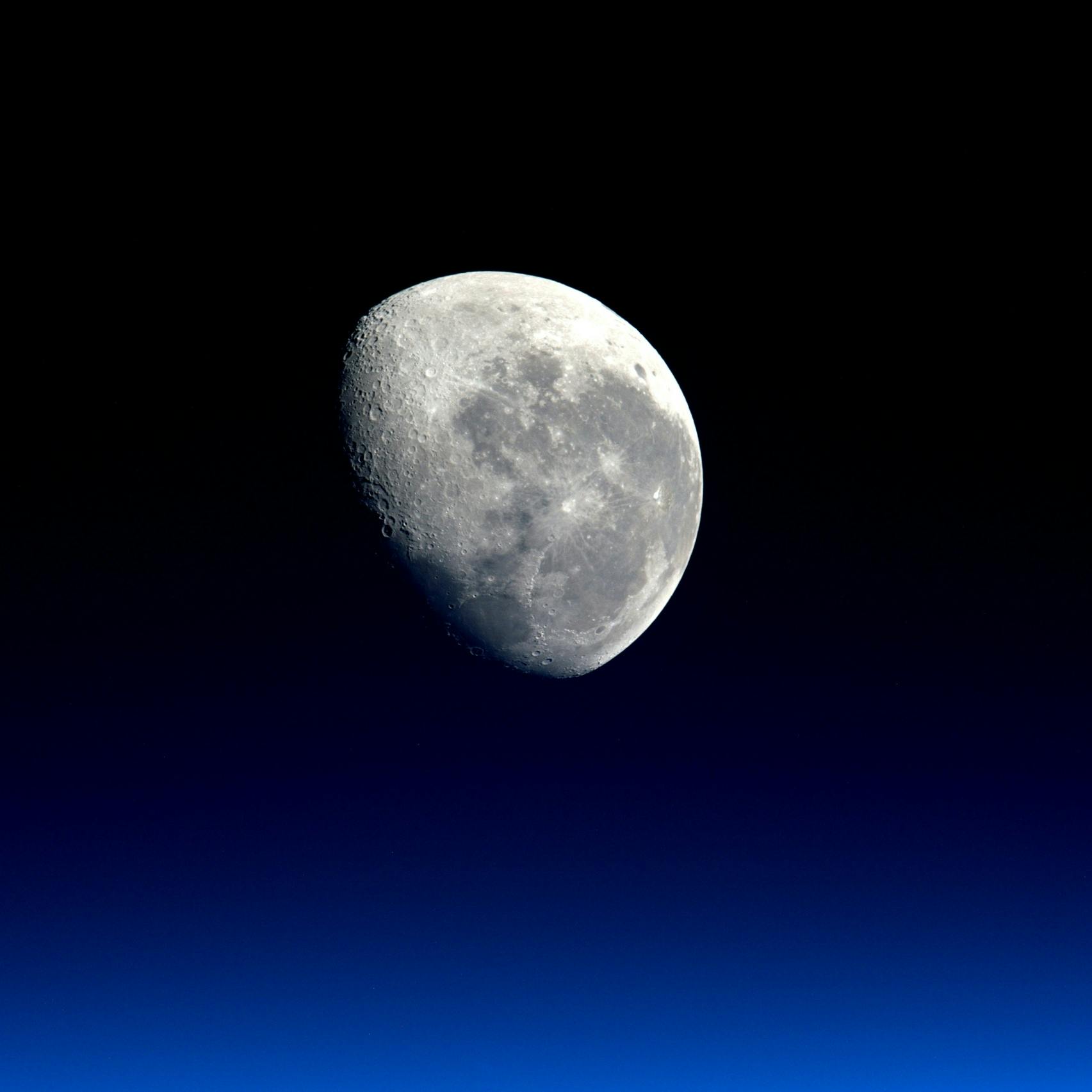 De Nieuwsdag | Waarom Amerika weer naar de maan wil