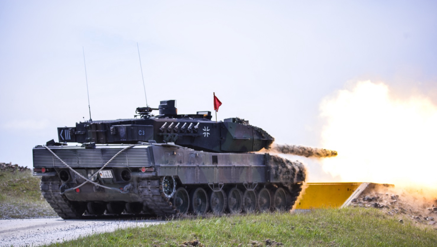 De zware gevechtstank Leopard 2 is bedoeld om overwicht te creëren op het slagveld. 