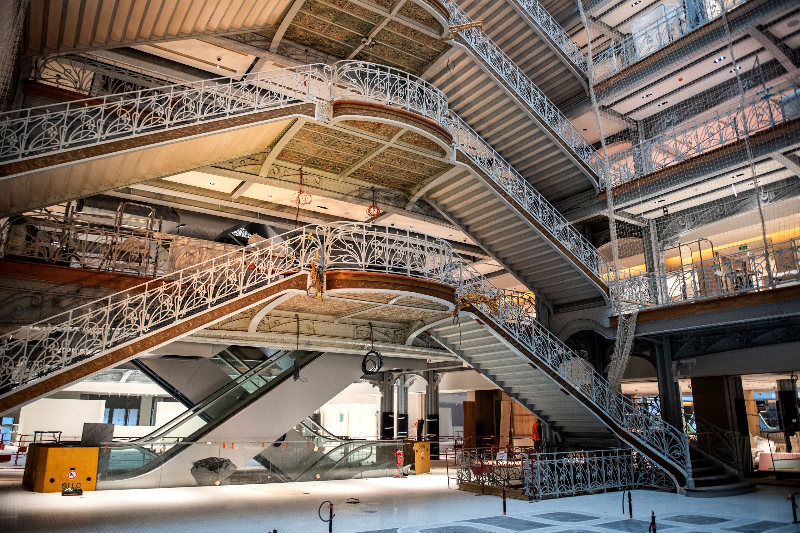 Interieur La Samaritaine, na 15 jaar verbouwing heropent het beroemde warenhuis in Parijs weer in april 20202