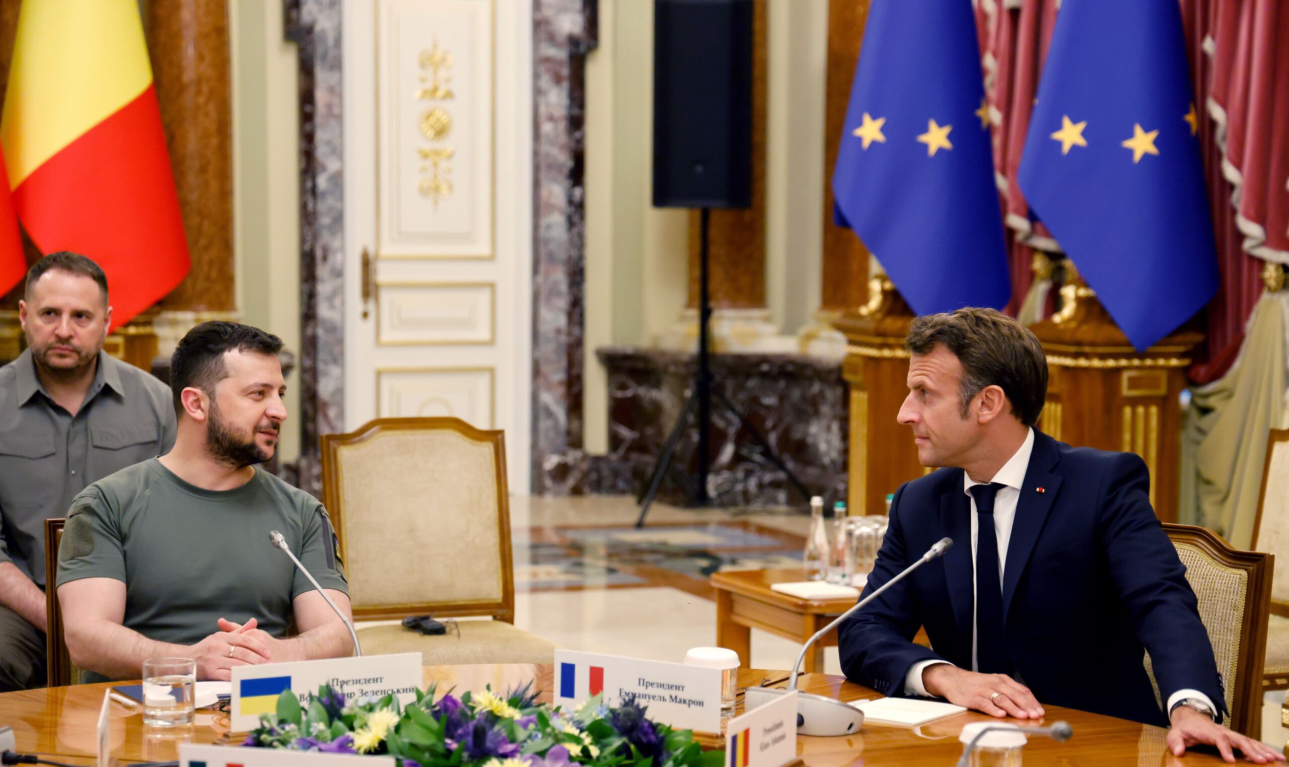 Macron bezocht met andere leiders uit de EU de Oekraïense president Zelenski.
