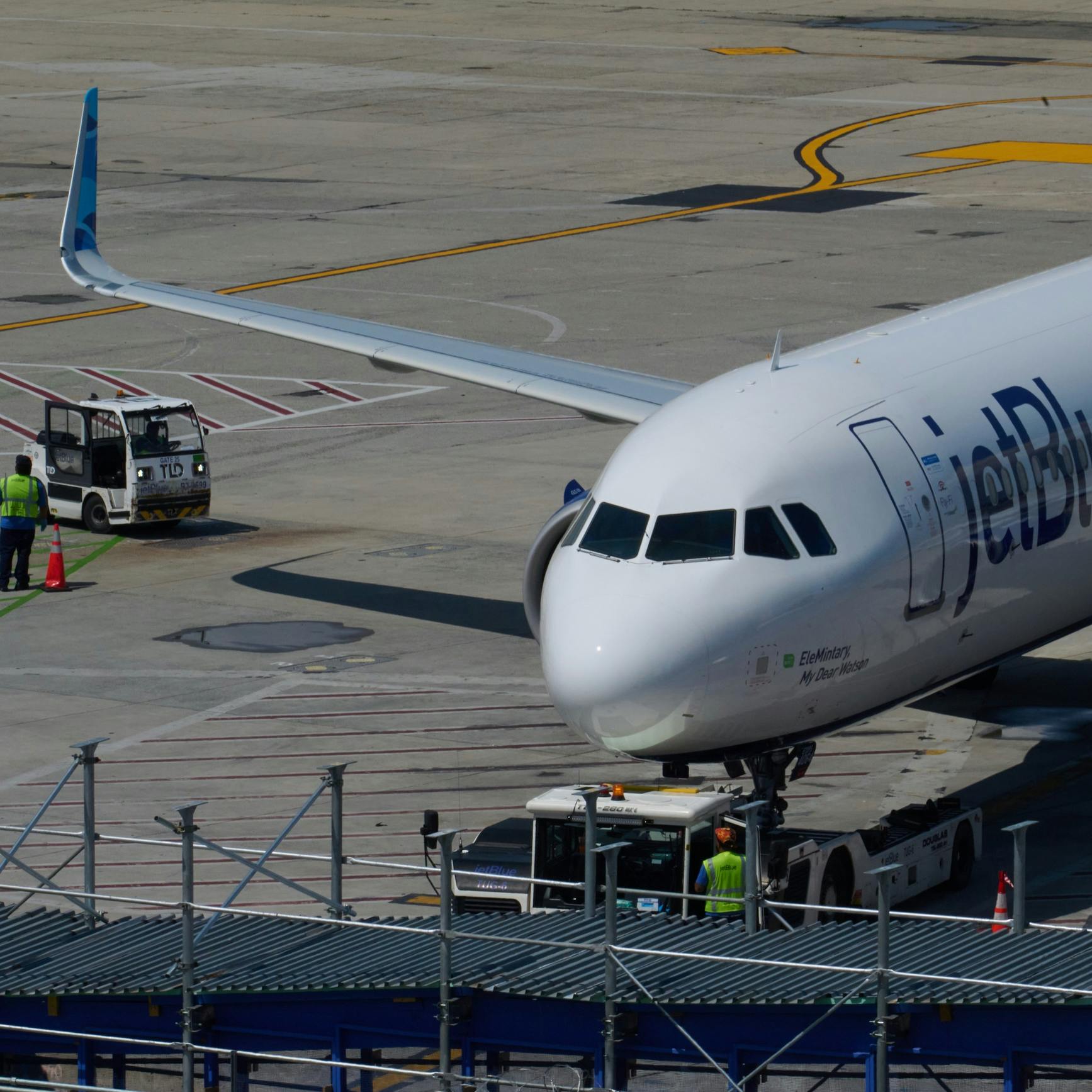 Amerikaanse JetBlue als nieuweling op Schiphol, maar voor hoelang?