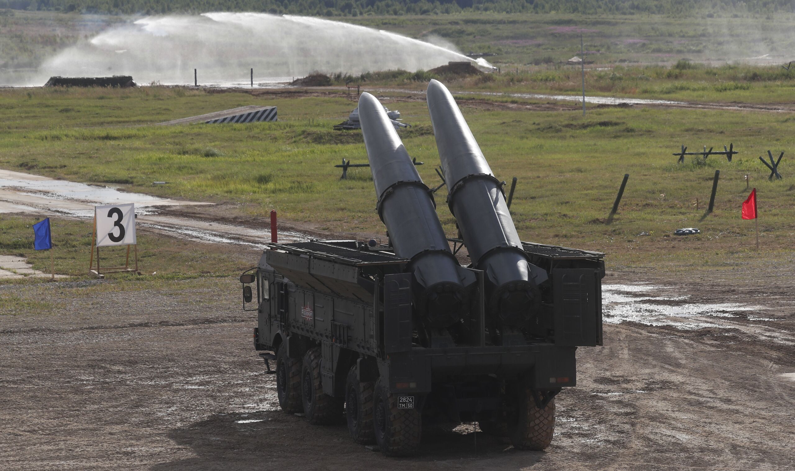 Een mobiele Russische Iskander-M raketwagen.