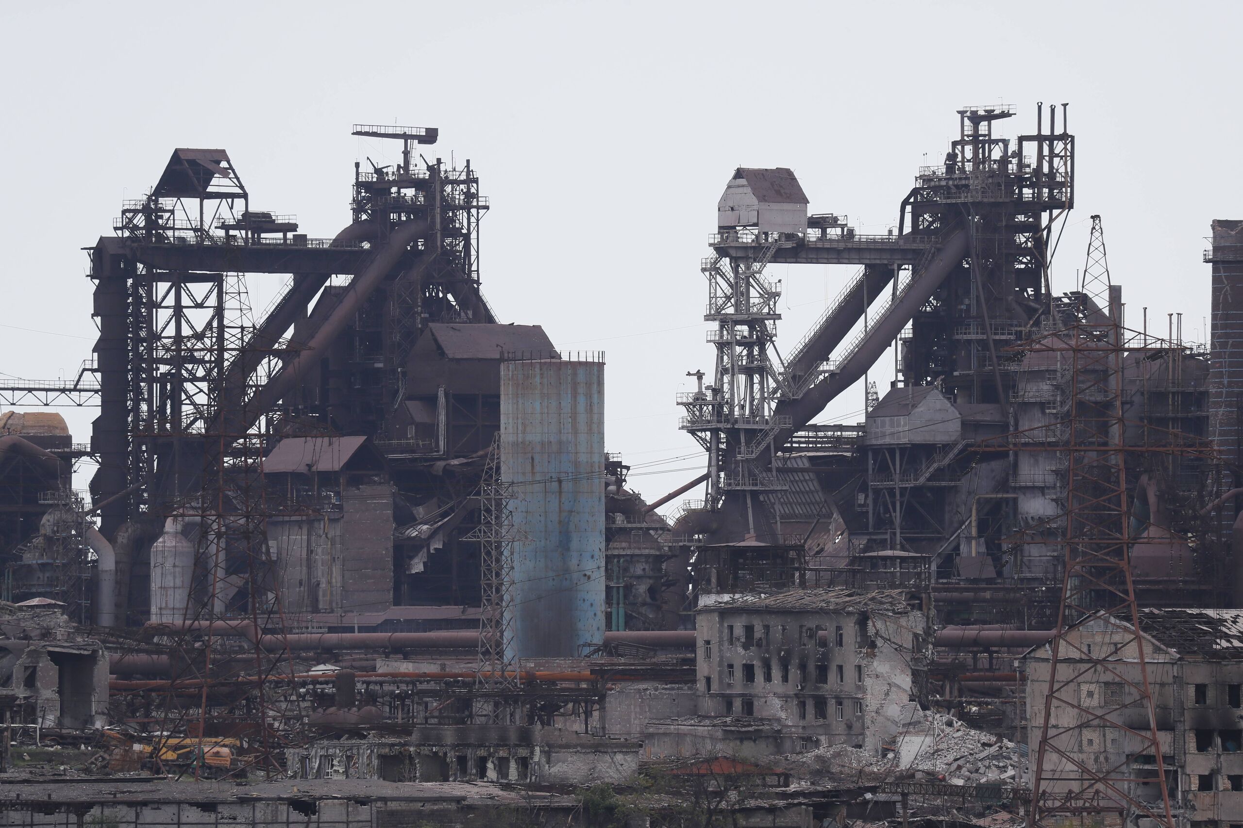 De Azovstal fabriek in Marioepol