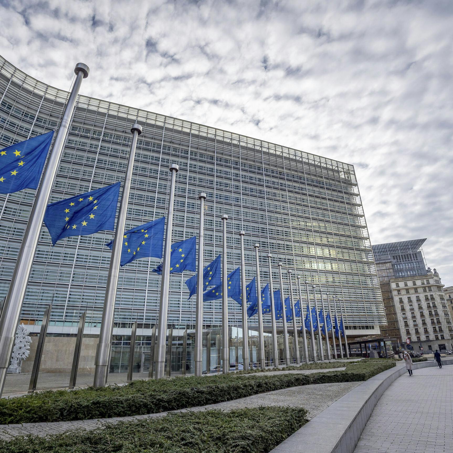 Europese Commissie stuit op kritiek bij plannen rondom AI-regulatie
