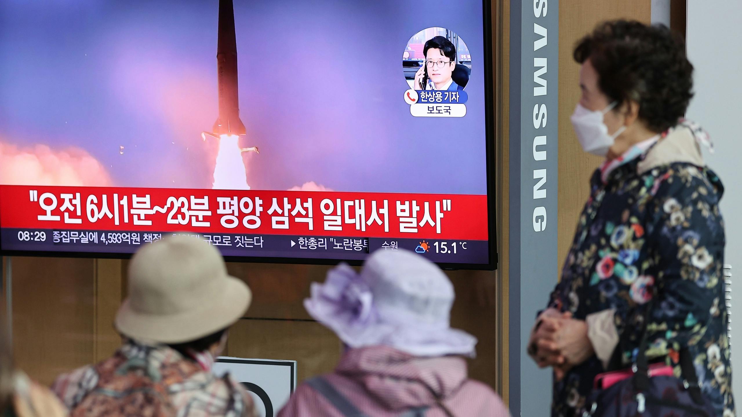 Noord-Korea vuurt raketten af richting Japan