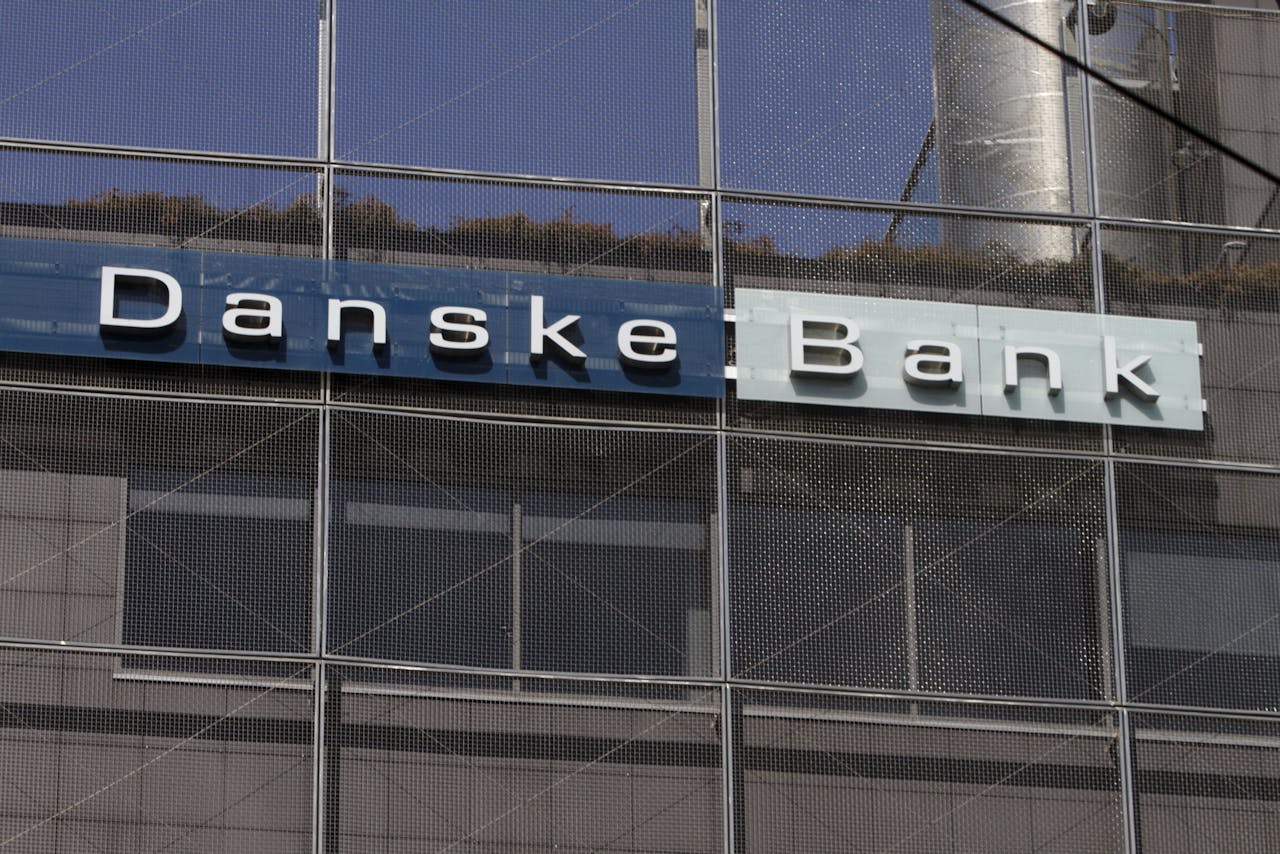 Alle vestigingen van Danske Bank in Rusland en in de Baltische Staten zijn inmiddels gesloten.