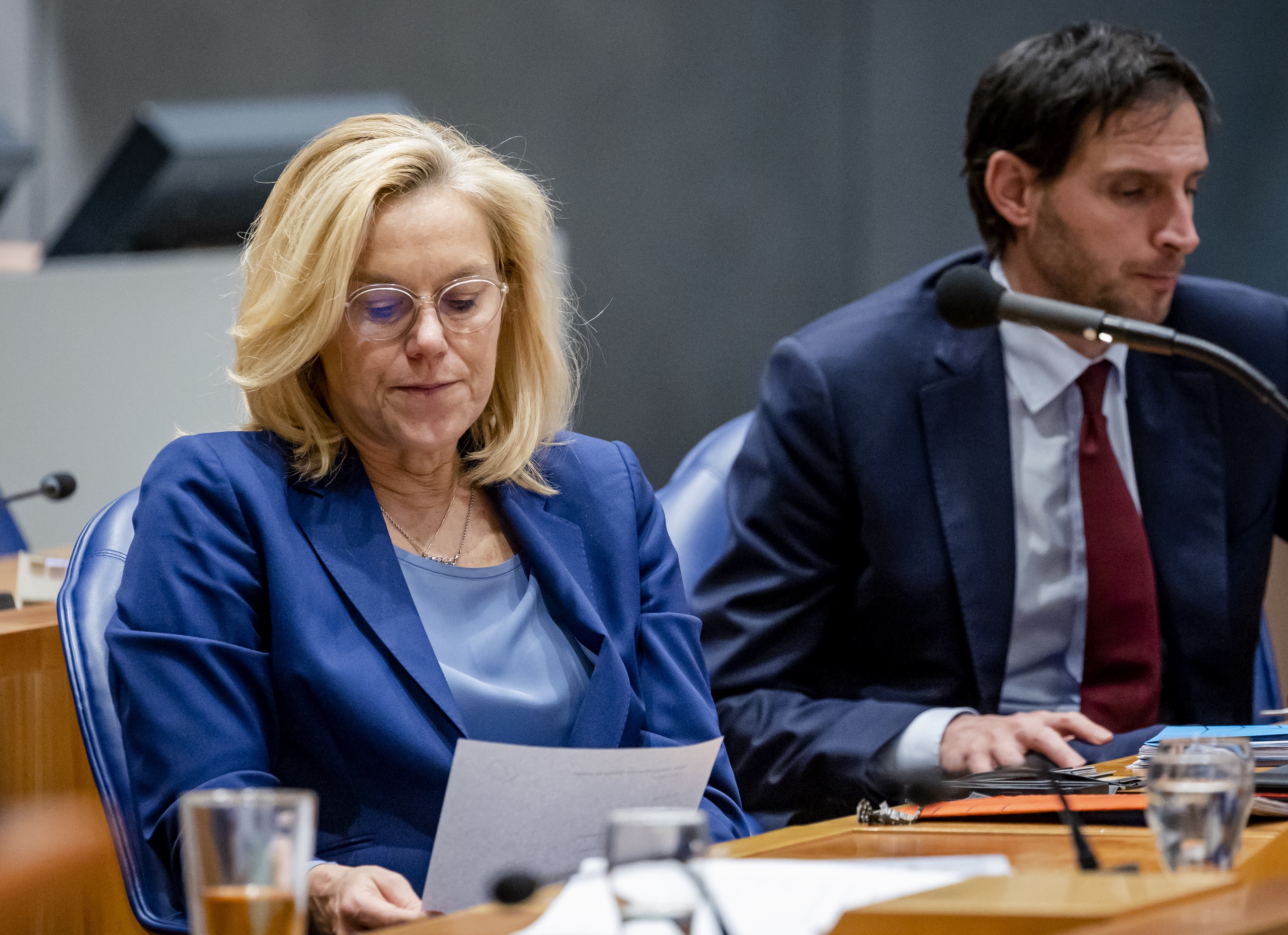 Minister Kaag van Financiën is op zoek naar miljarden om haar begroting te kunnen dichten. Bronnen melden aan BNR dat er een tekort is van vier tot zes miljard euro.